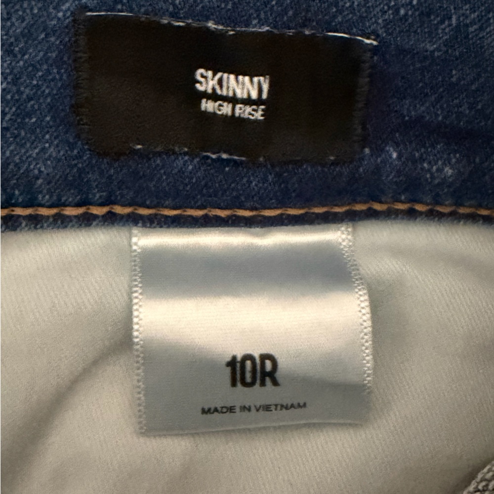 Express Jean Bundle - image 13